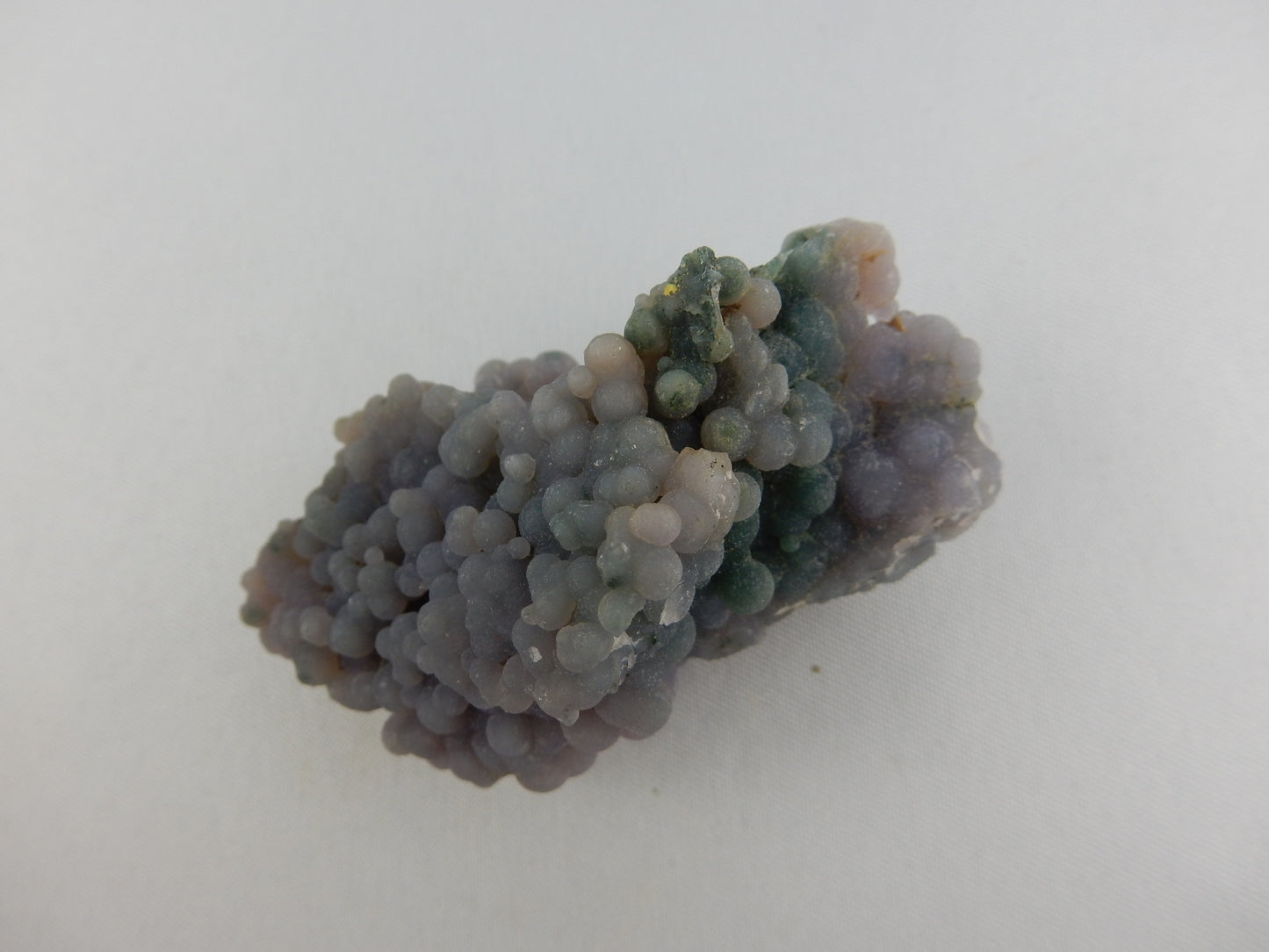 Big perfect shape of a "grape cluster" - unsual agate from Indonesia