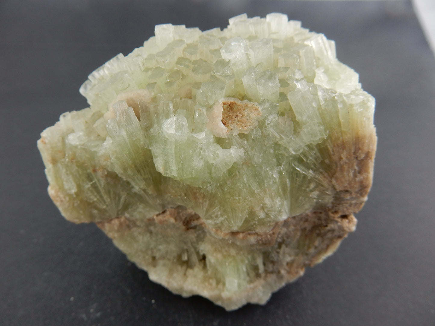 Aragonite green