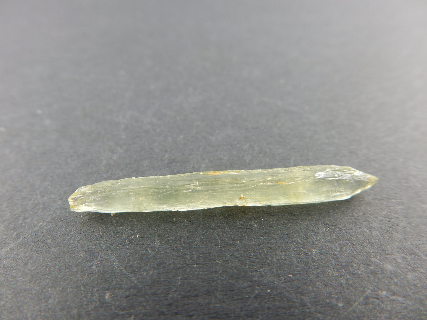 complete double-sharp terminated "floater" no attachment - gemmy special specimen of Beryl, rarely seen