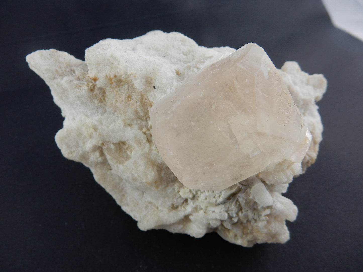 Beryl - Morganite?