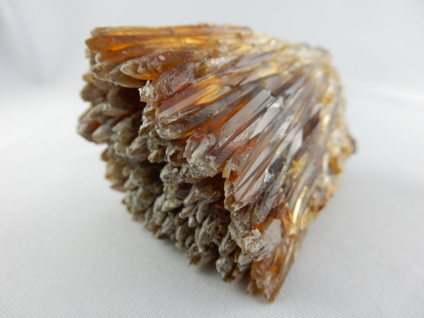 rare calcite/aragonite gemmy "sprays"