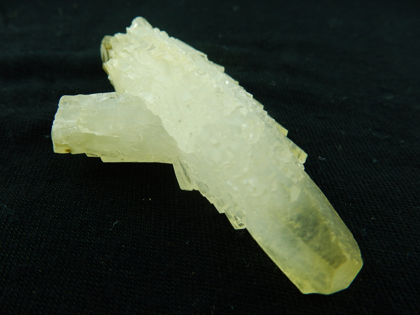 classic benchmark calcite from Sweetwater Mine USA - double terminated "cathedral" crystal formation