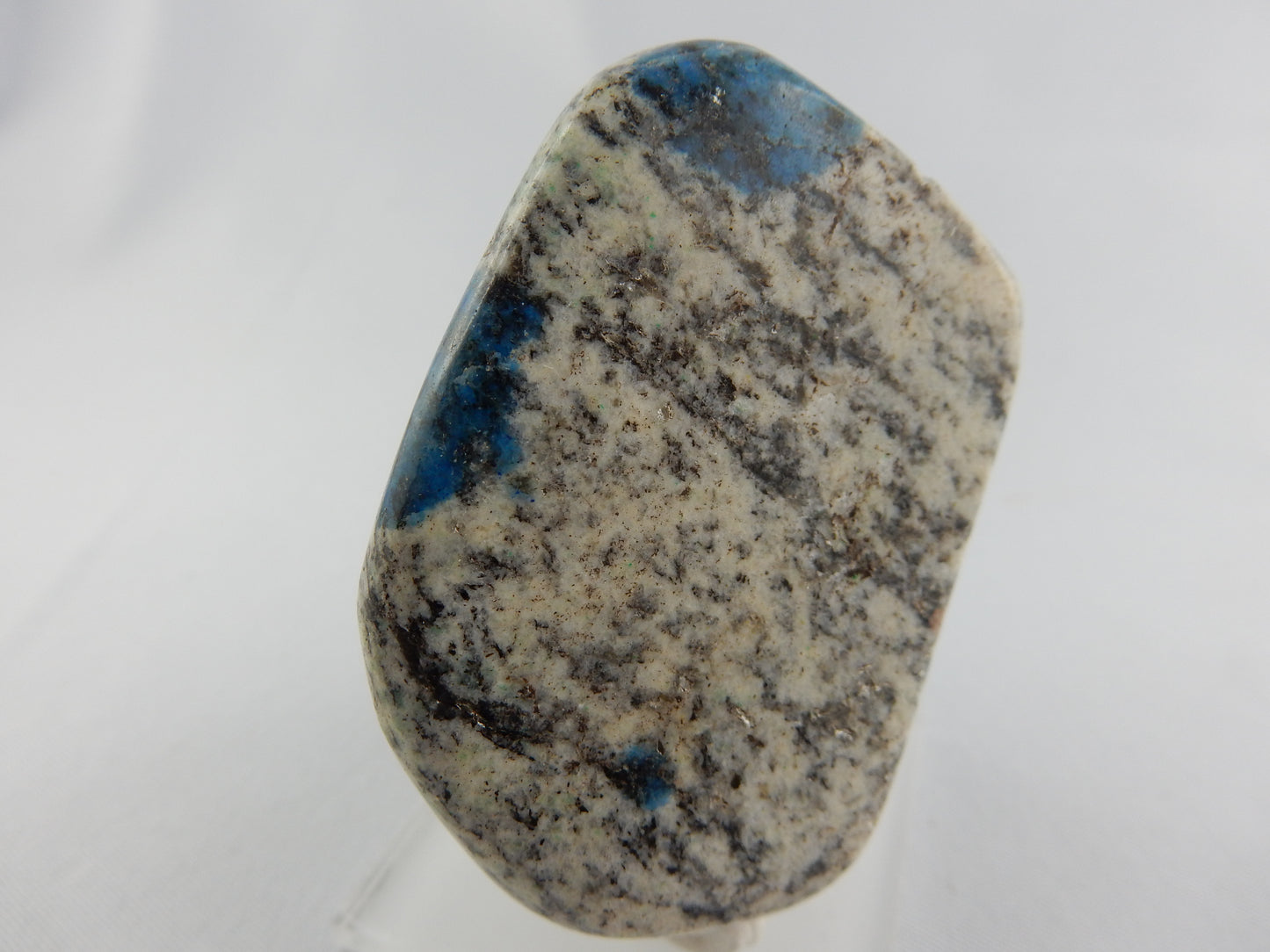 K2 Stone polished - Azurite on Granite