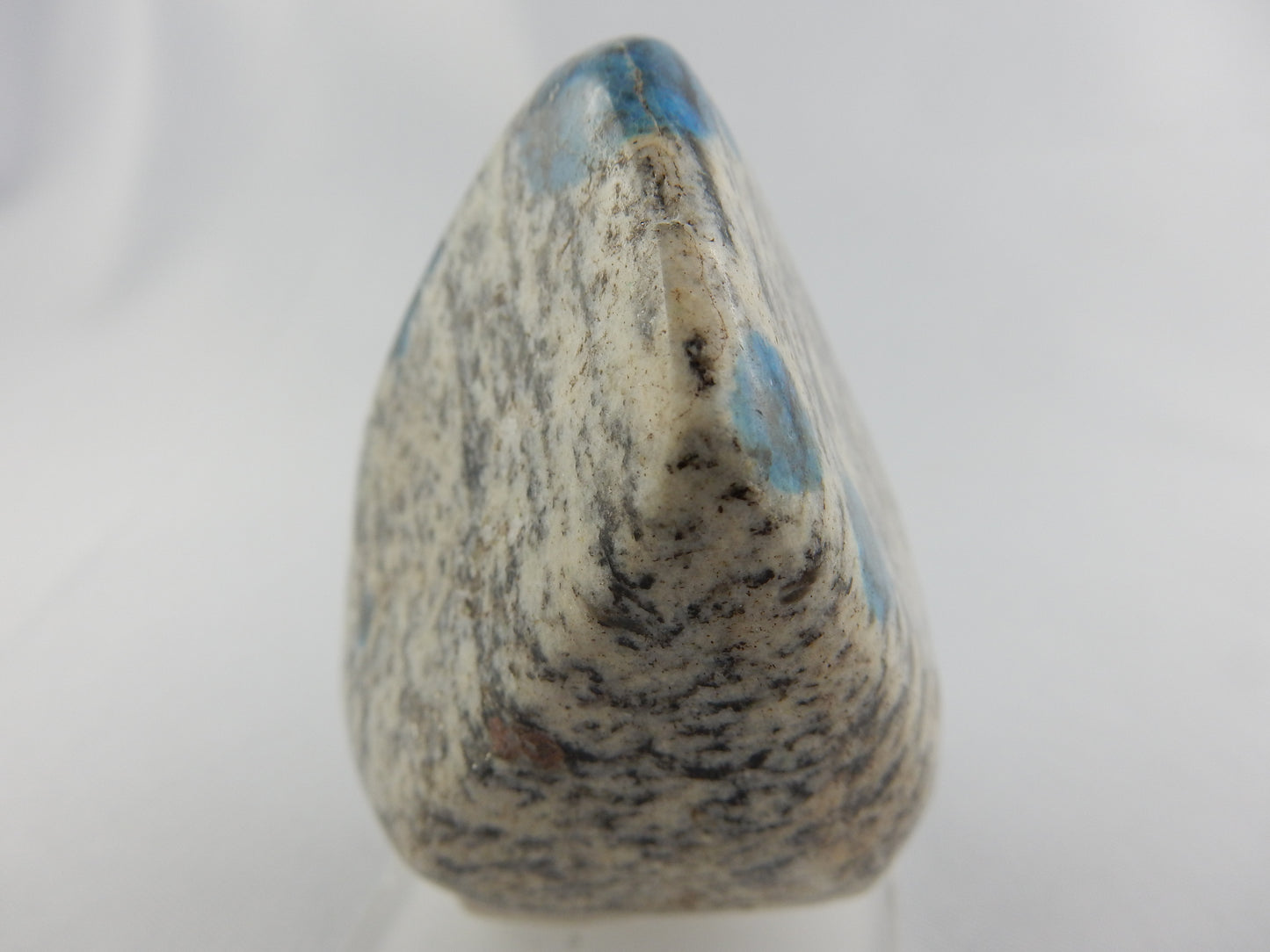 K2 Stone polished - Azurite on Granite