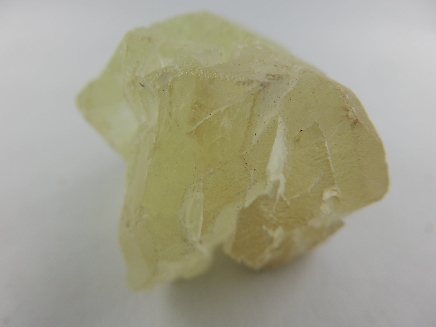 Kunzite - yellow-green Mountain