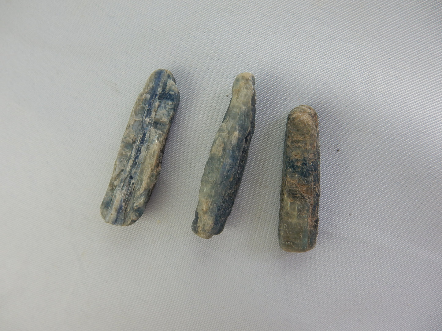 Kyanite (3 pcs)