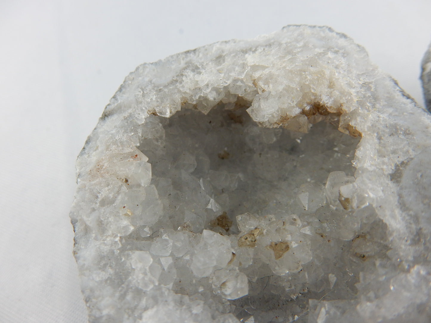 Quartz and Calcite/Baryte Geode
