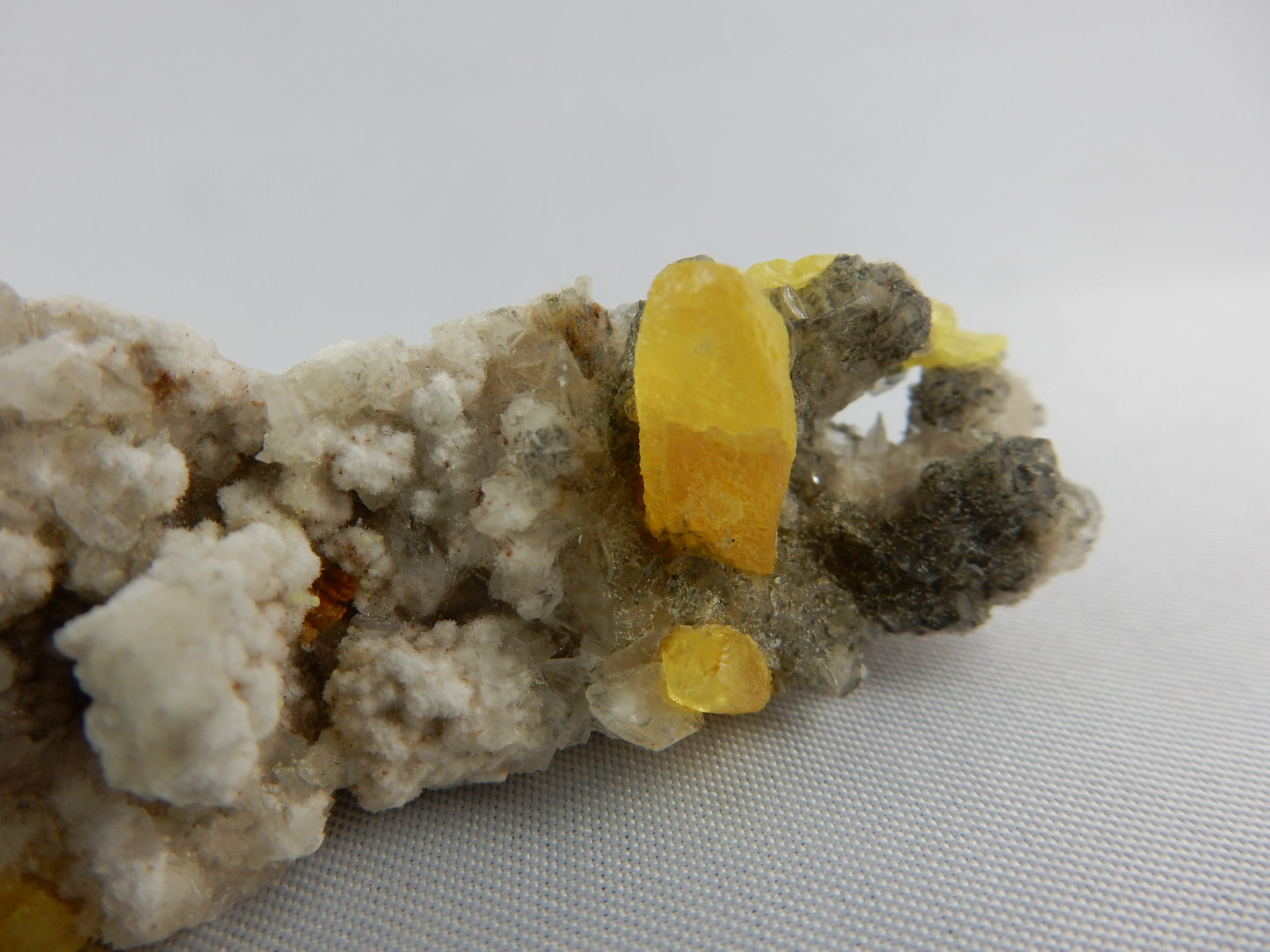 Sulfur from Sicily