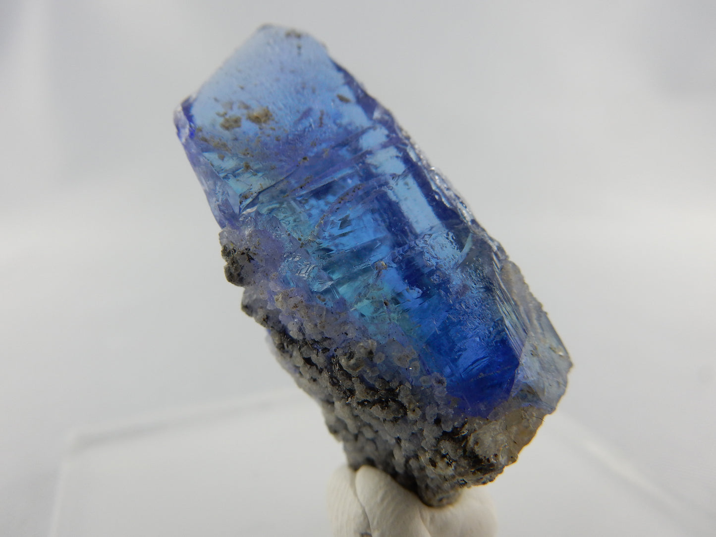 Tanzanite - big "wedge-type", plieochroic blue-green-brown, old stock, difficult to source now, a collectors's classic