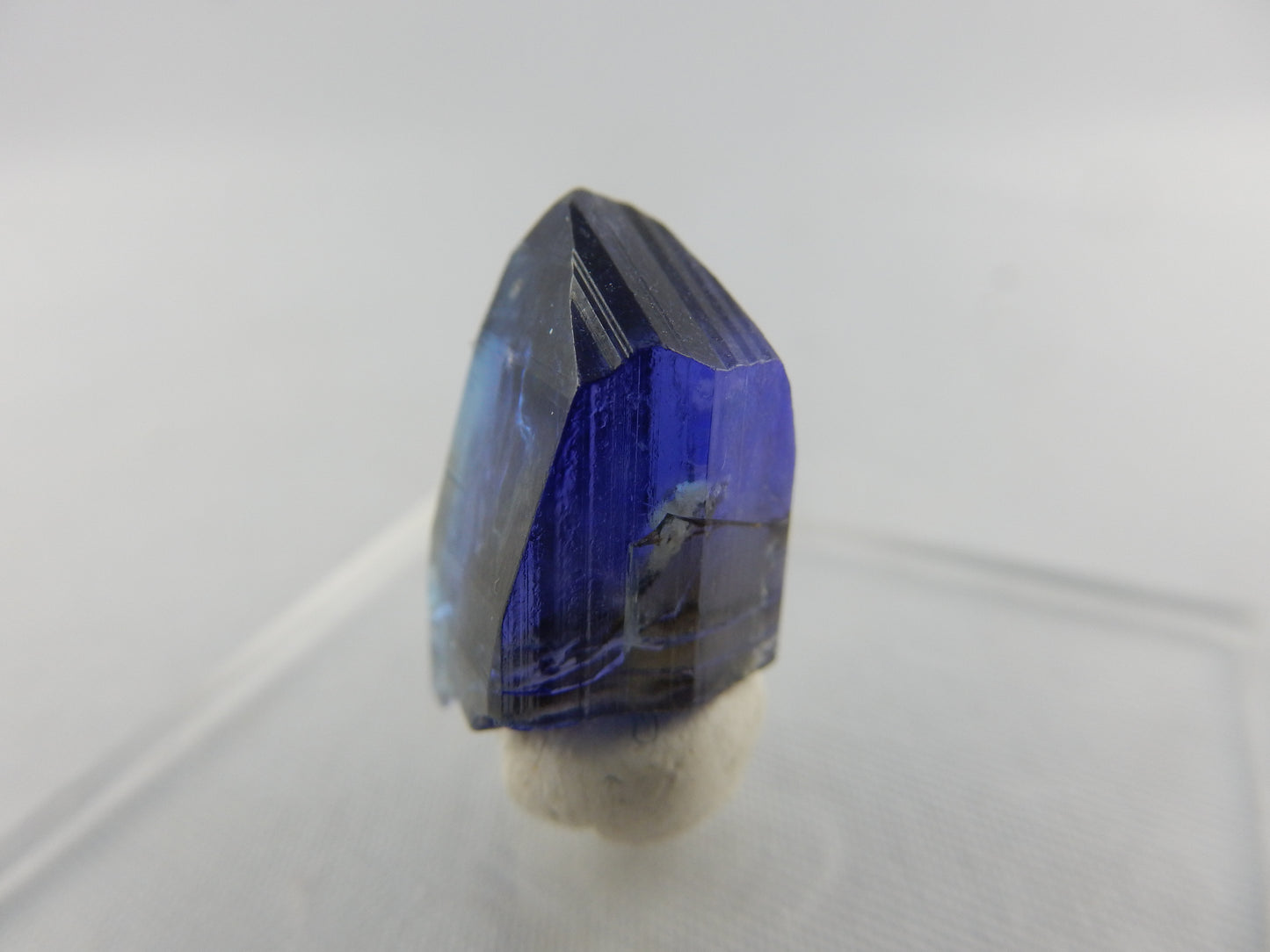 Tanzanite - SUPER fine Gem Crystal