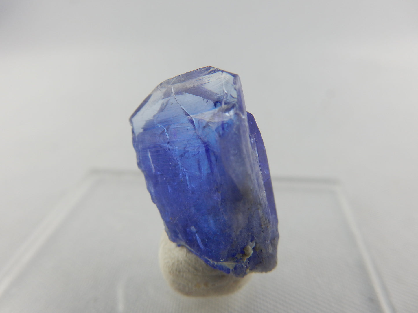 Tanzanite - super fine "Blade-type" Crystal