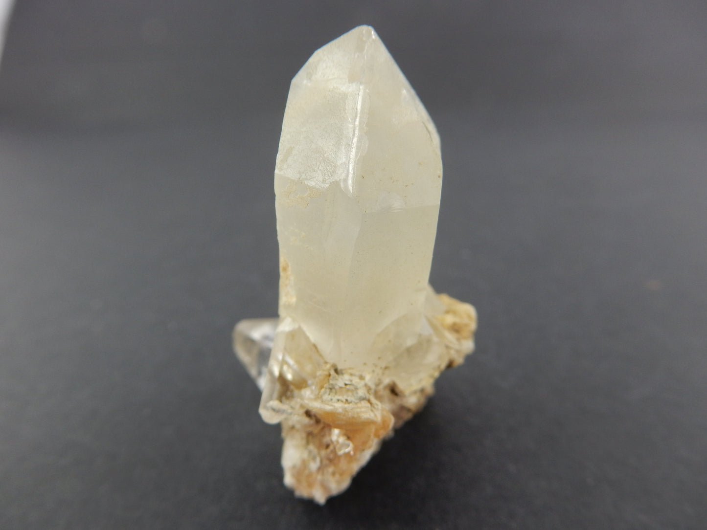 Topaz on Quartz