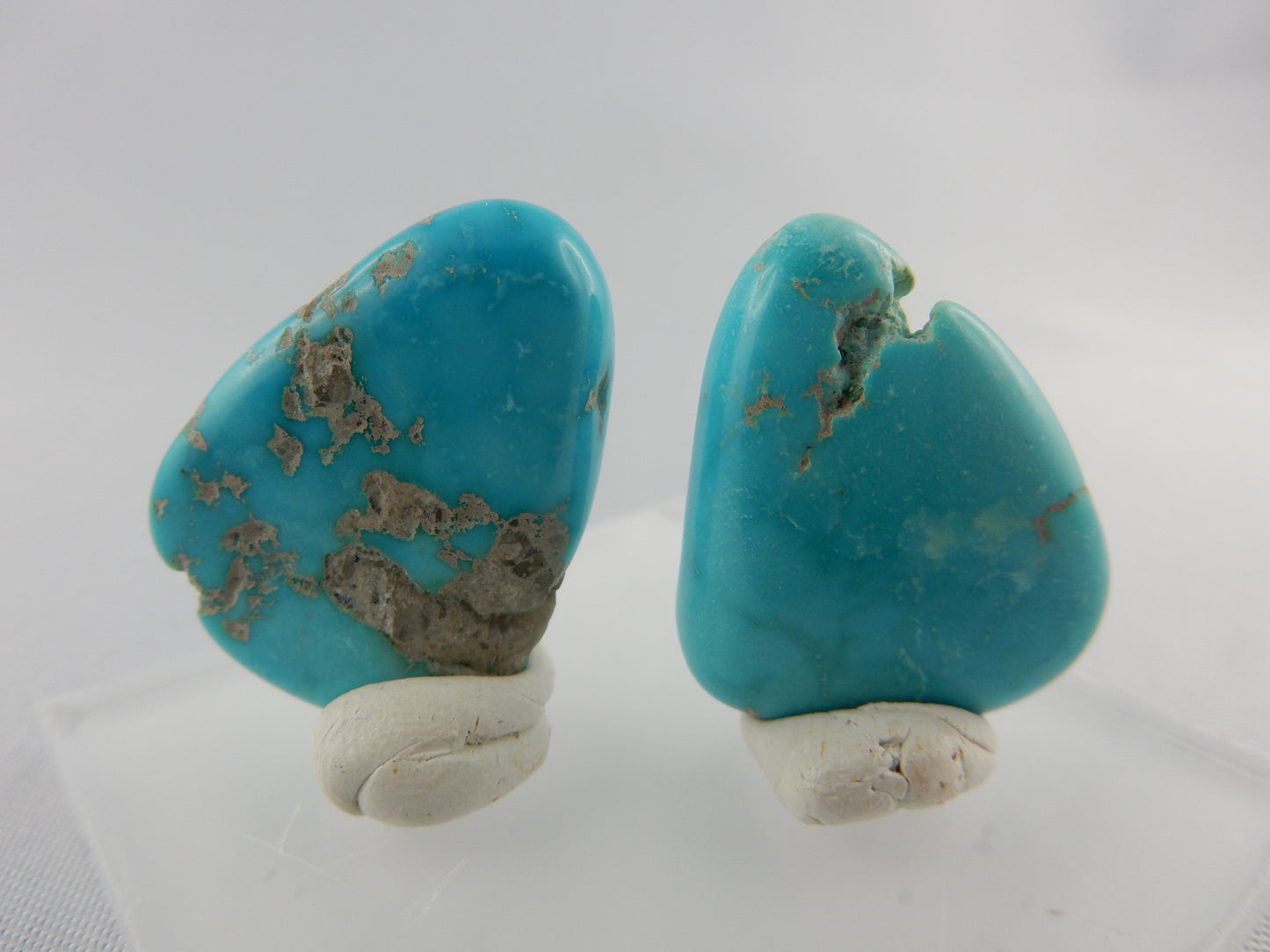 pretty matching classic "sky blue" sleeping beauty turquoise, mine is exhausted/closed many years ago
