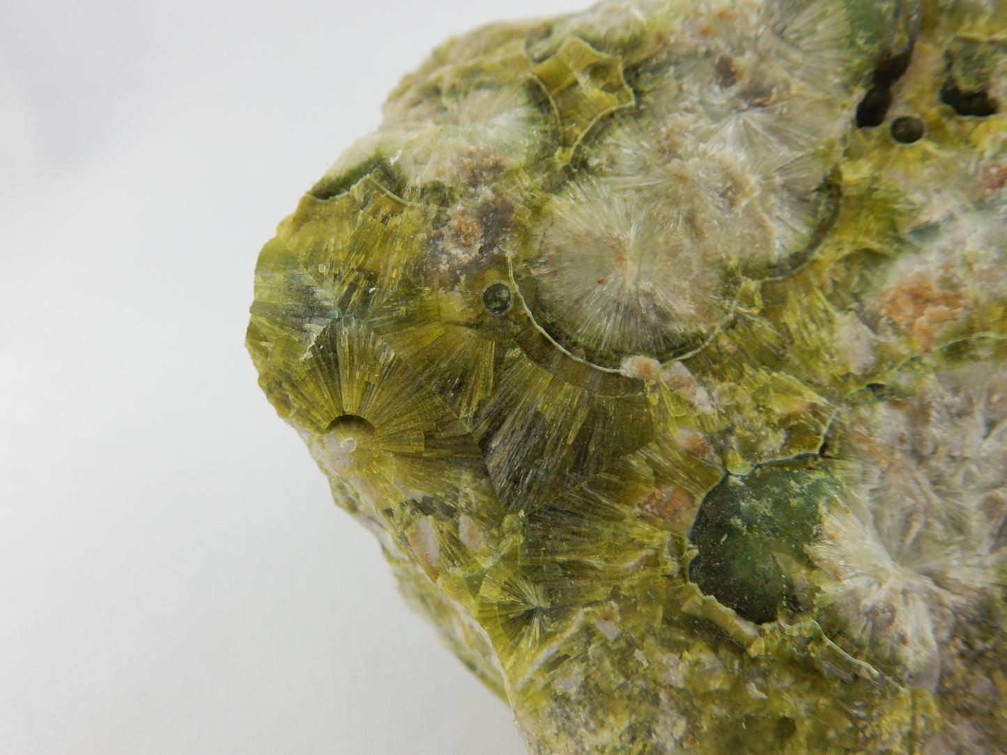 Wavellite