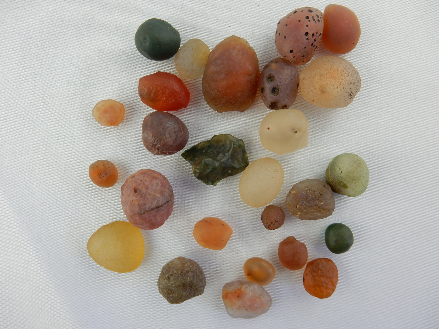 Gobi Agate Lot (25 pcs)