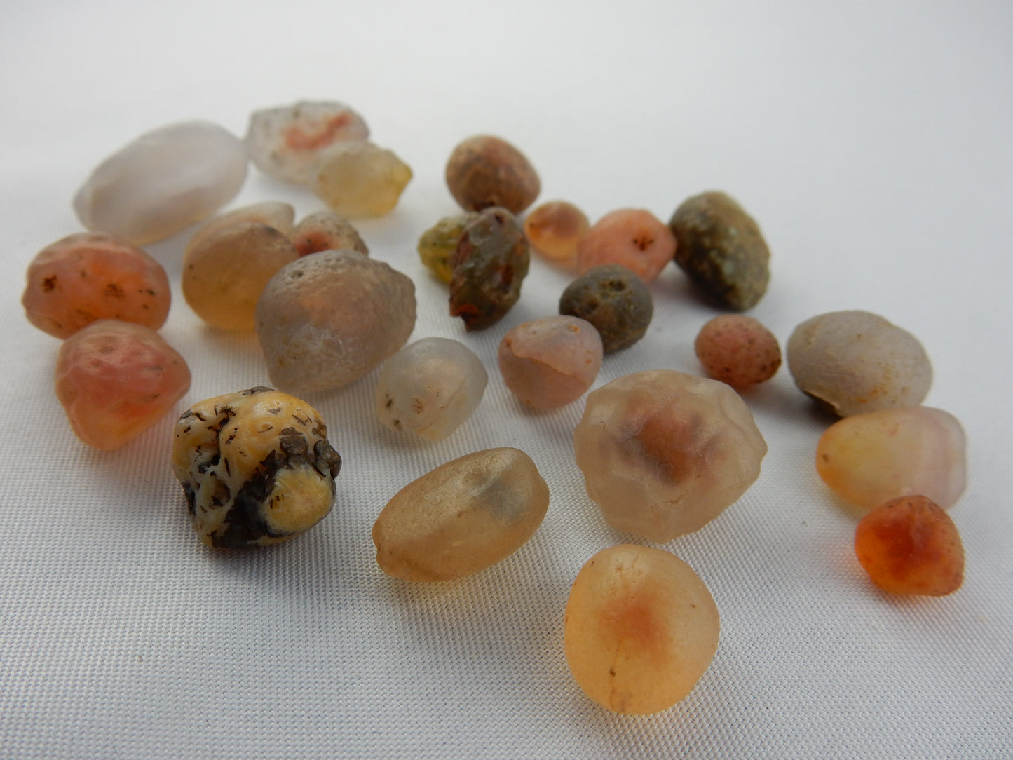 Gobi Agate Lot (35 pcs)