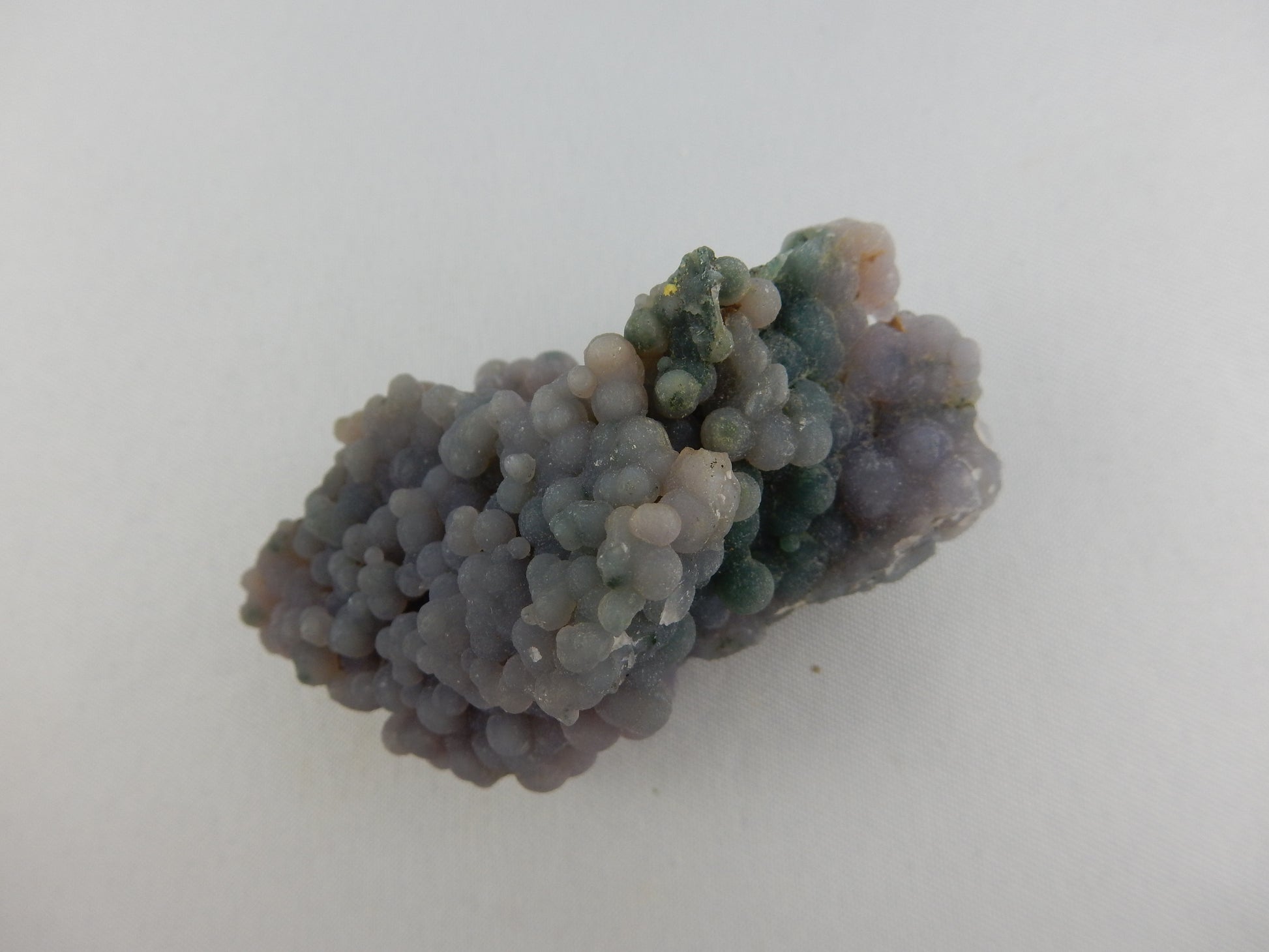 Big perfect shape of a "grape cluster" - unsual agate from Indonesia