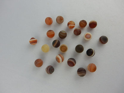 Gobi Agate - small Balls (22 pcs)