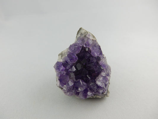Nice deep purple amethyst cave