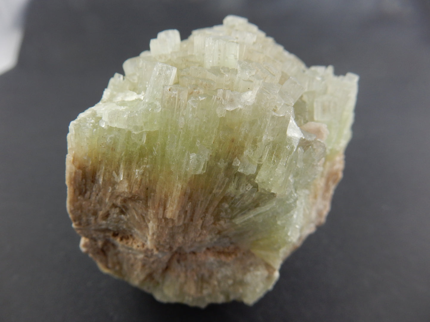 Aragonite green
