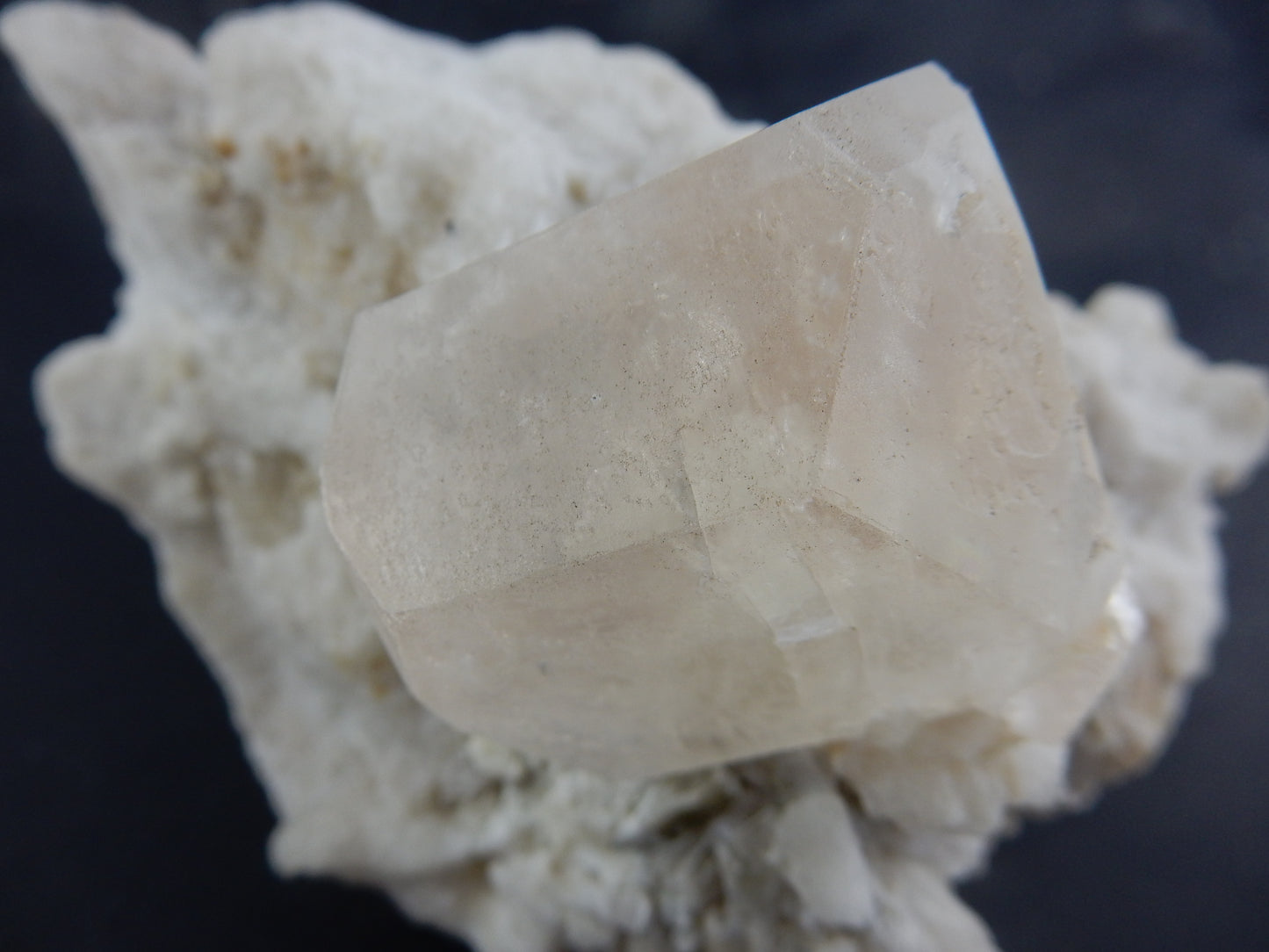 Beryl - Morganite?