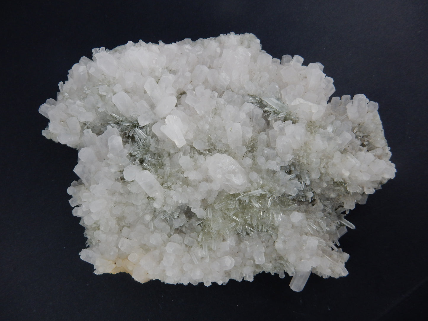 big unique formation of pink calcite columns with "mercedez" terminations, on a bed of terminated milky quartz - sparkly specimen
