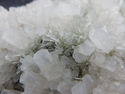 Pink Calcite Columns on Quartz (UV!)