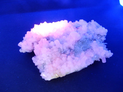 Pink Calcite Columns on Quartz (UV!)