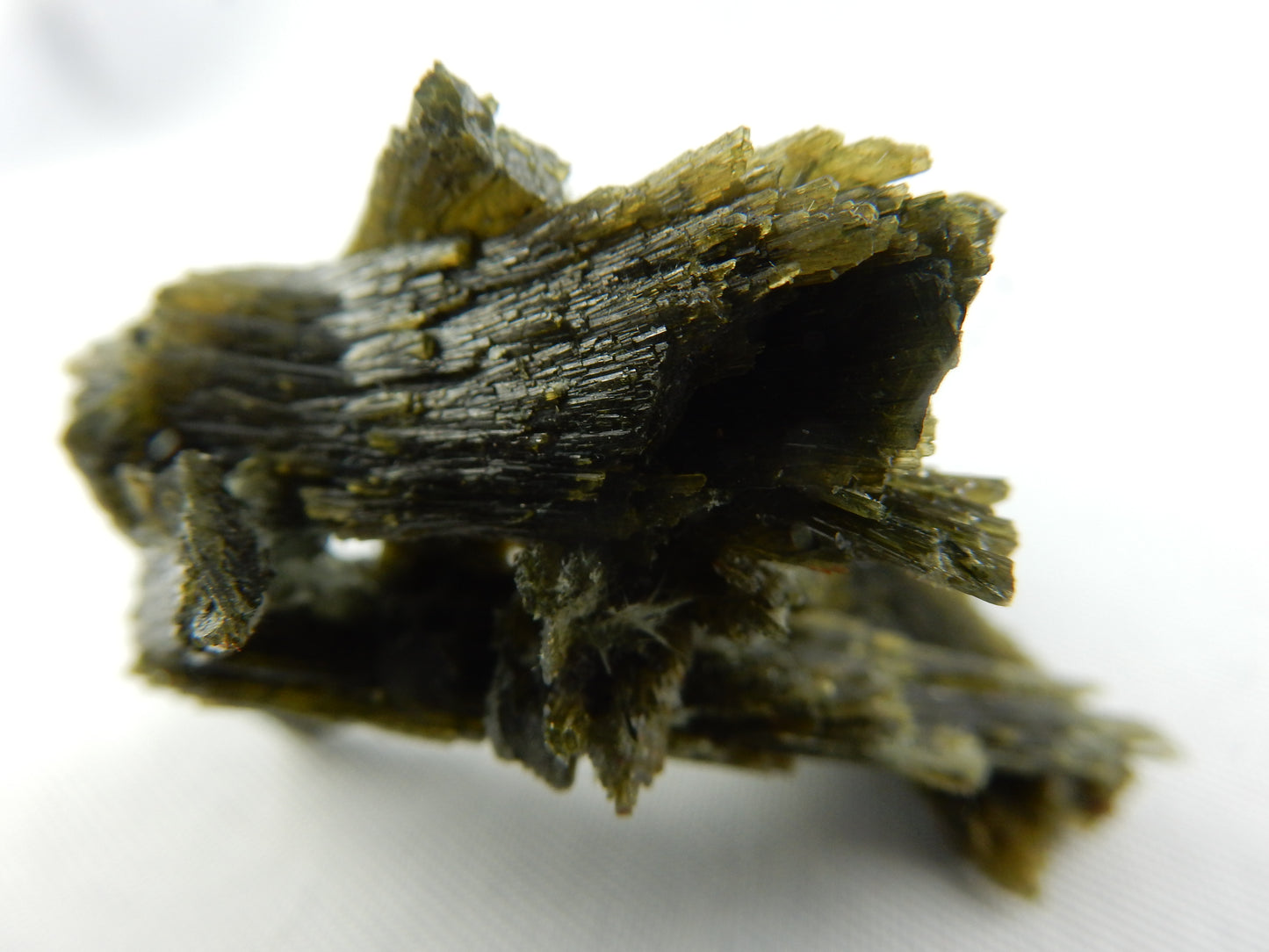 Epidote "Spray"