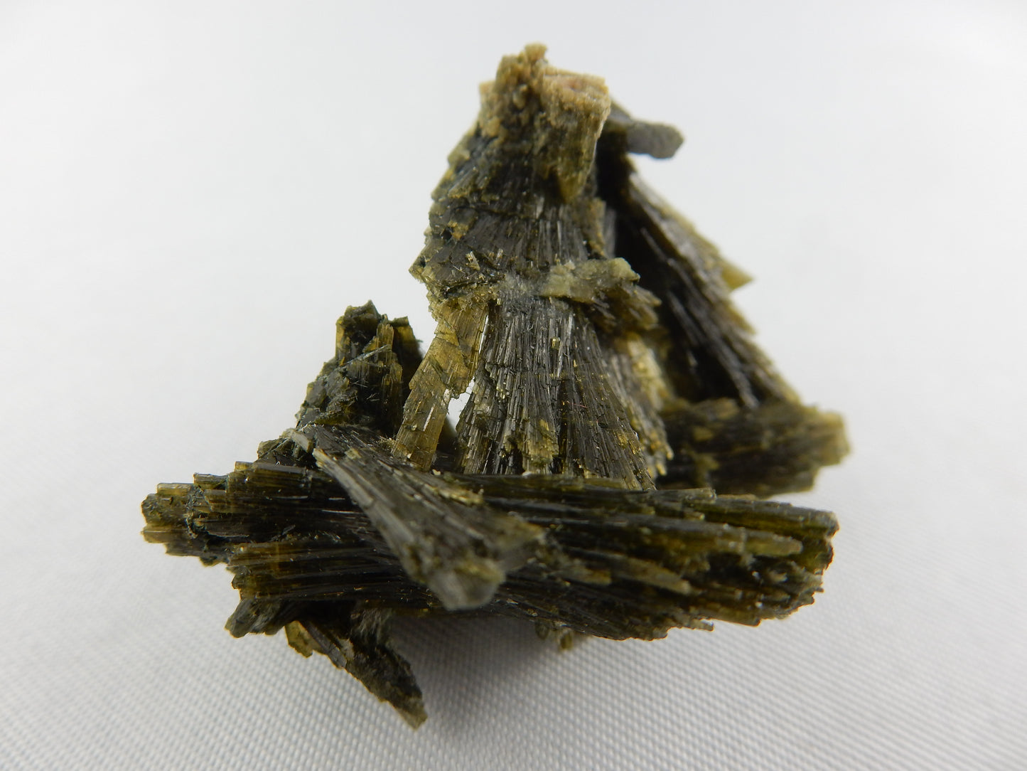 Epidote "Spray"