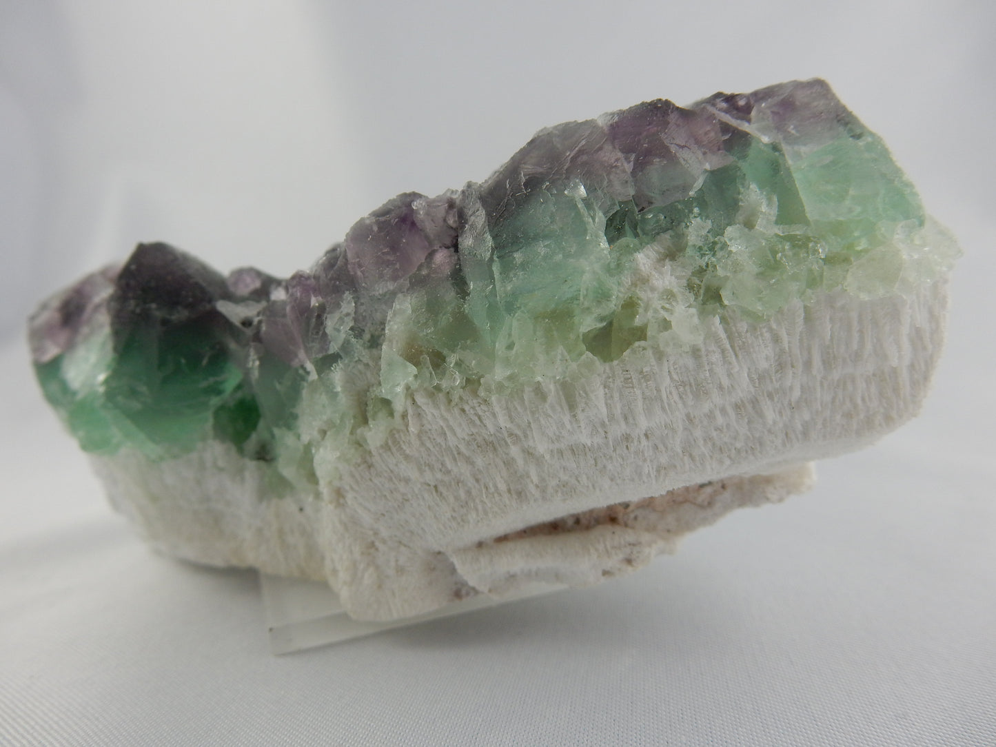 Fluorite Pyramids on Quartz