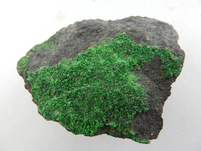 Garnet - Uvarovite Druse