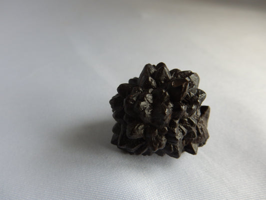 Cool pseudomorph of pyrite into goethite/hematite