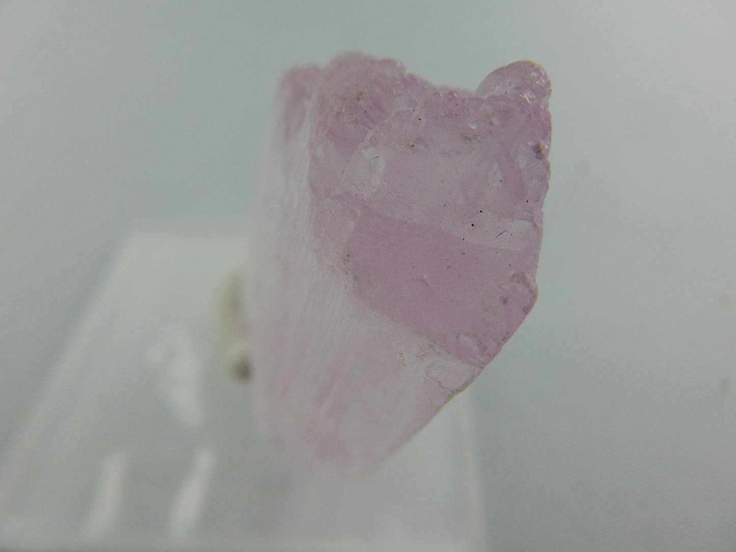 perfect gemmy hot pink Kunzite, double terminated, undamaged