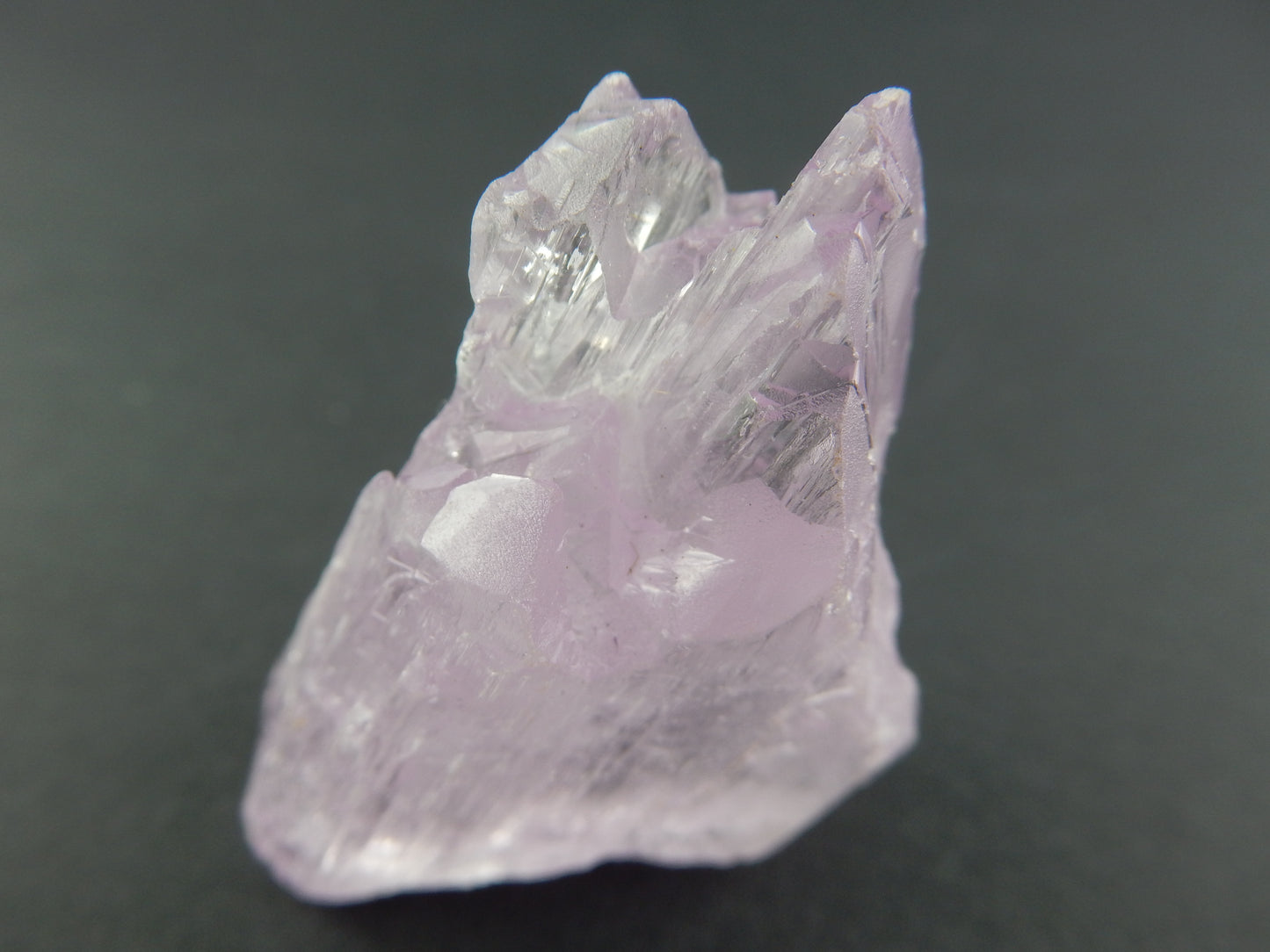 gemmy rich-hot-pink/lavender Kunzite, complete double-terminated "floater" - much darker pink down C-axis