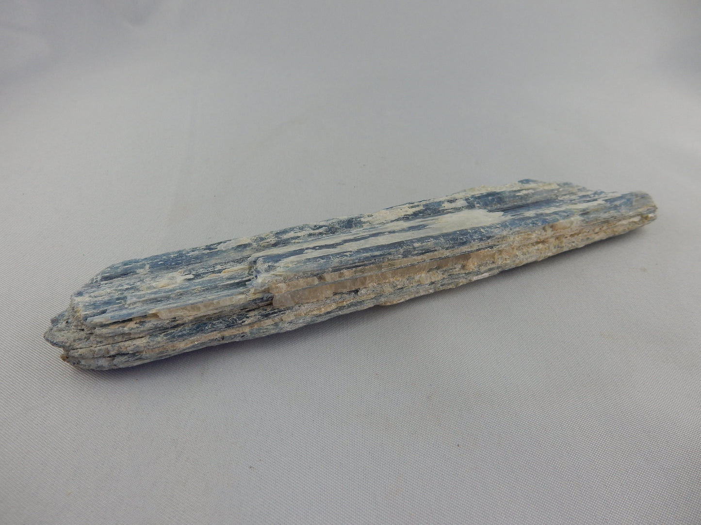 Kyanite - BIG Blade