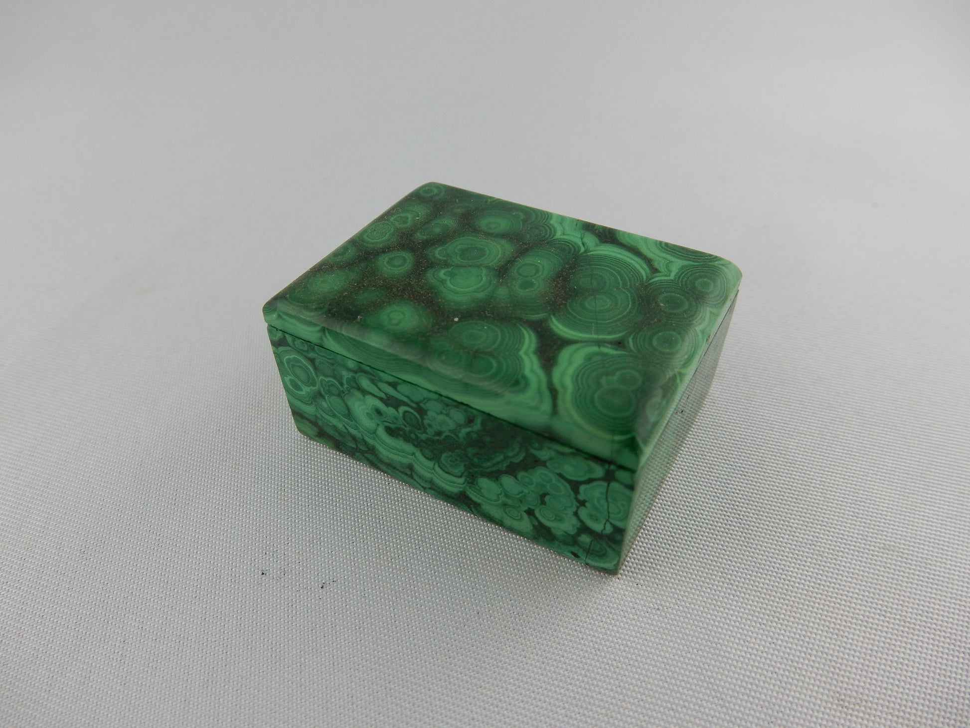Cool little rock box made of gemmy Malachite!