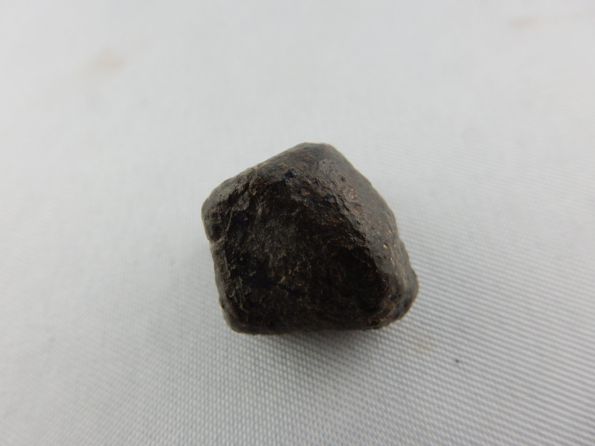 Meteorite North West Africa unclassified, Morocco - nice orinetated shape, Stone-Iron