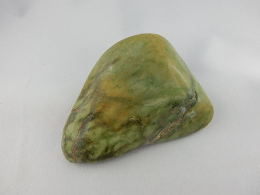 Excellent boulder specimen (or polishing raw) of "Kahurangi" - natural stream polished - absolute gift of Nature and the Maori culture!