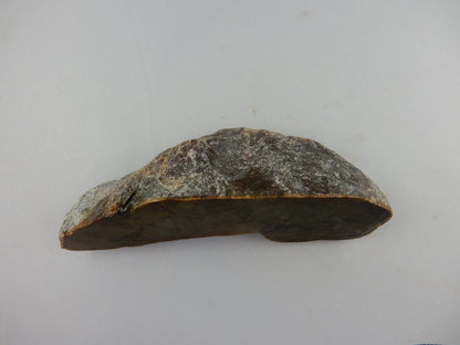Excellent RARE specimen of "Totoweka" - with reddish/brown streaks - absolute gift of Nature and the Maori culture!