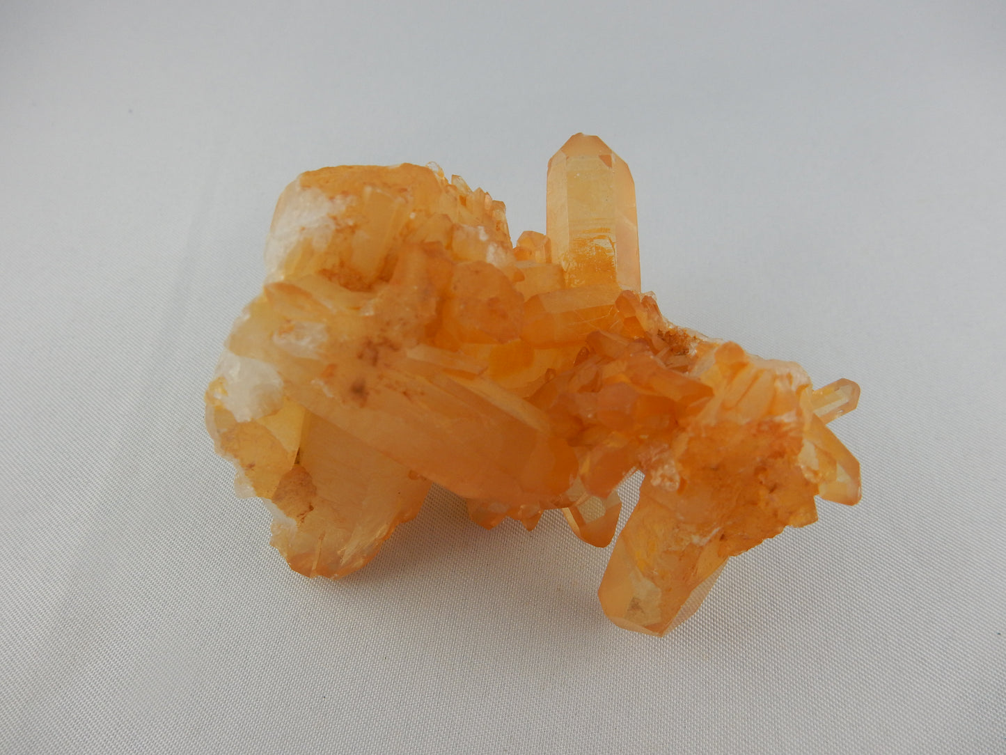 Quartz orange Cluster