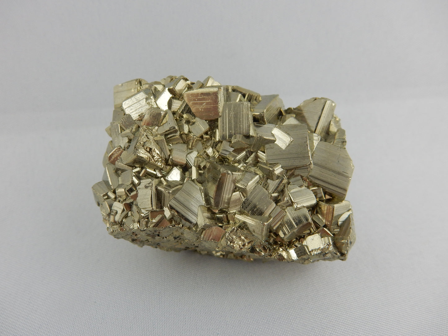 Pyrite Cluster cubic
