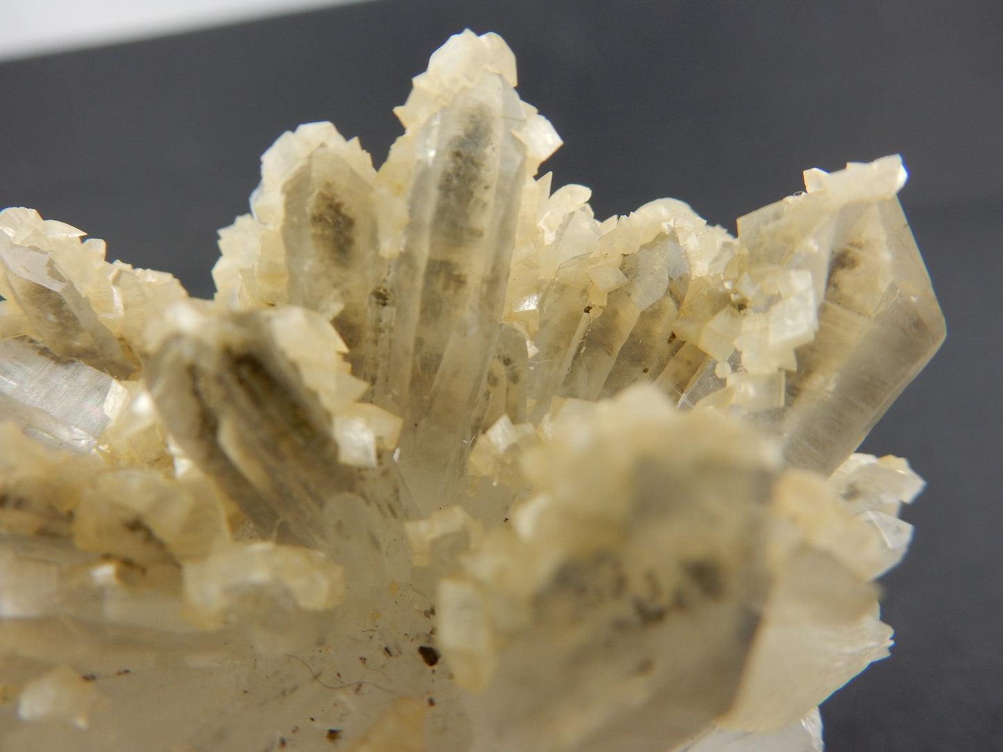 Quartz with Ankerite (and Calcite)
