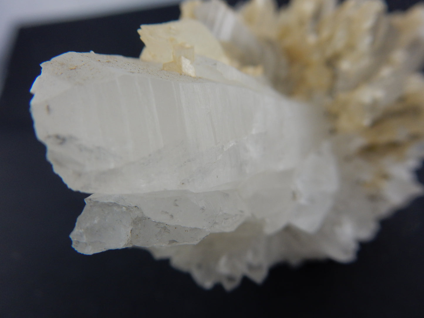Quartz with Ankerite (and Calcite)