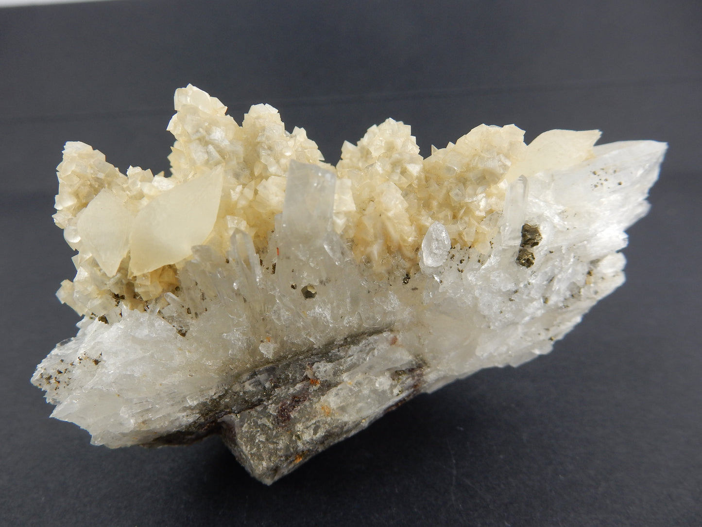 Quartz with Ankerite (and Calcite)