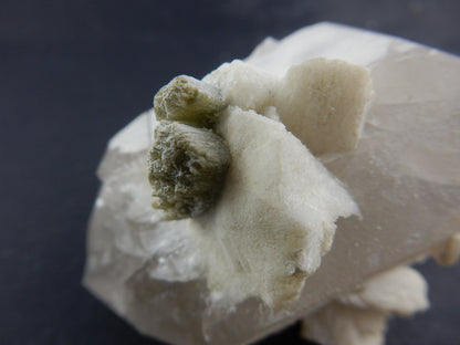 Quartz - DT "Floater"