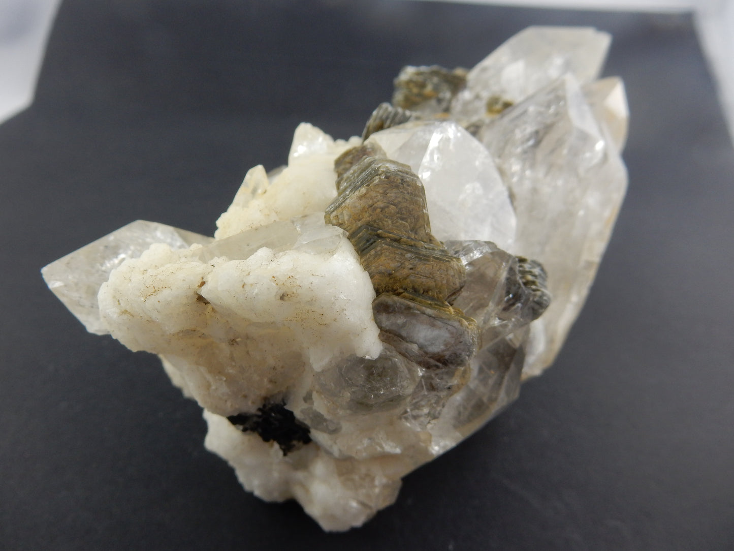 Quartz - DT Tabbys with Muscovite on Feldspar