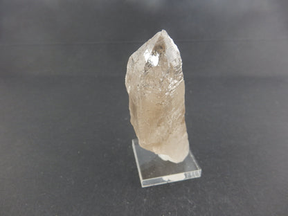 Single terminated point of classic "Binn Habit" quartz - super gemmy
