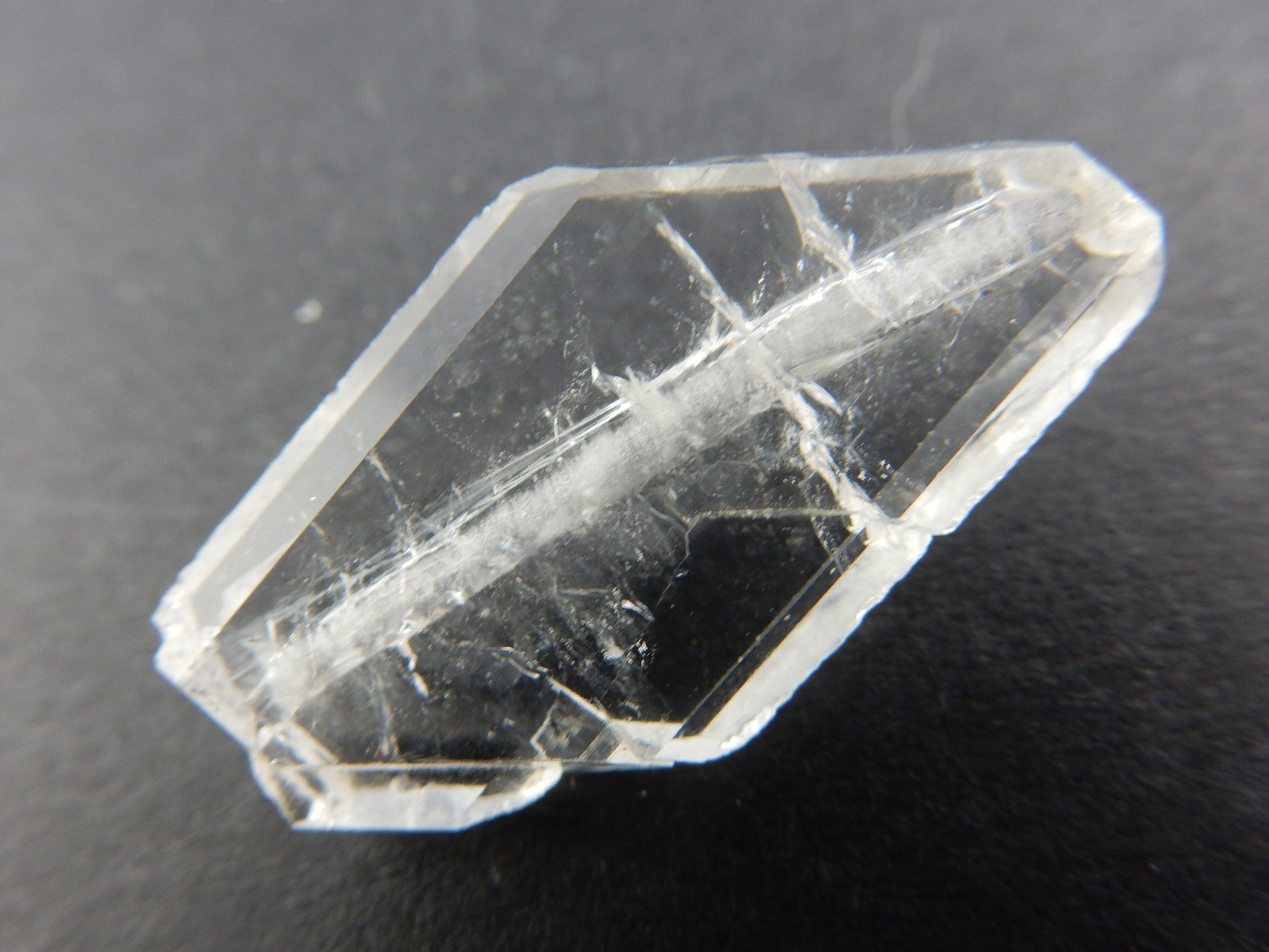 twin "diamond-shaped" gemmy faden quartz crystal
