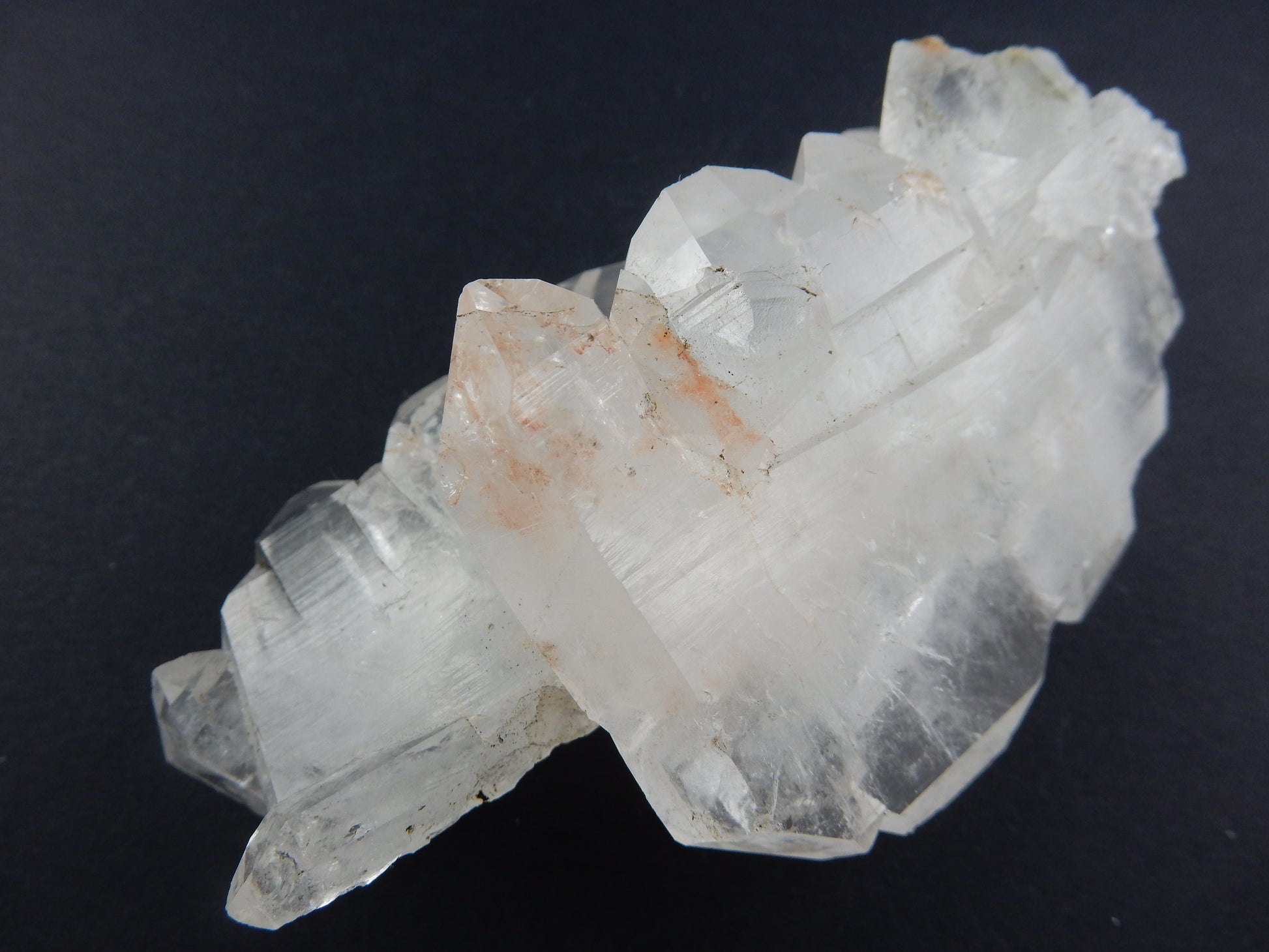 Faden Quartz - gorgeous string of double-terminated twins strung along the faden line - with similar "brother" attached at 30d angle - about x 15 crystals multiple displays